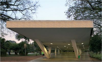 Especial Oscar Niemeyer – Ruth Verde Zein