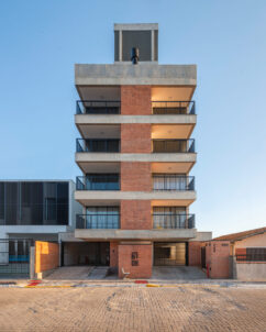 Publicação Archdaily Brasil – Residencial N8